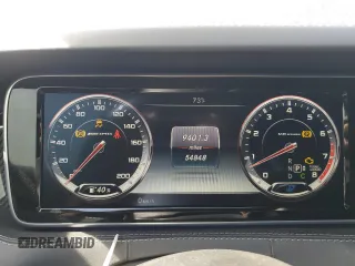 2015 Mercedes-Benz S 63 AMG z VIN WDDXJ7JB8FA006318, wystawiony jako Copart lot #47243145 z przebiegiem 54 848 mil mil oraz Szkoda całkowita • Salvage title. Historia ofert i sprzedaży dostępna na DreamBid. Obrazek 9.