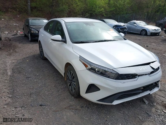 2024 Kia Forte LXS with VIN 3KPF24AD8RE791010, listed as a IAAI auction lot 41818013 with 23,360 mi miles. Bid and sale history available at carsss.com. Image 1.