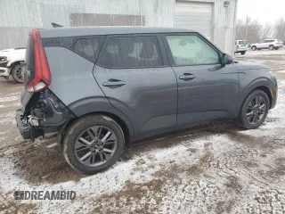 2020 Kia Soul EX with VIN KNDJ33AU8L7717353, listed as a Copart auction lot 43329845 with 34,446 mi miles and Clean Title. Bid and sale history available at carsss.com. Image 3.