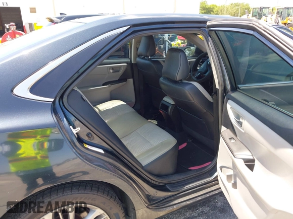 2015 Toyota Camry XLE with VIN 4T1BF1FK1FU072635, listed as a IAAI auction lot 42145826 with 101,633 mi miles. Bid and sale history available at carsss.com. Image 8.
