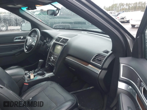2016 Ford Explorer Limited with VIN 1FM5K8F84GGA27100, listed as a IAAI auction lot 40759591 with 179,703 mi miles. Bid and sale history available at carsss.com. Image 5.
