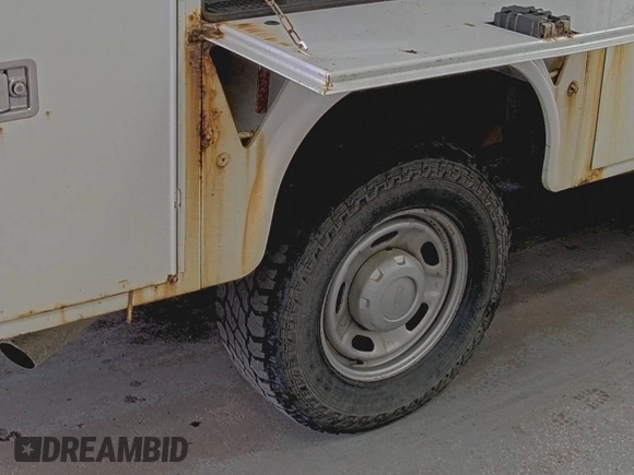 2012 Ford F-250 XL with VIN 1FDBF2B65CEC50857, listed as a IAAI auction lot 42788921 with 131,437 mi miles and . Bid and sale history available at DreamBid. Image 7.