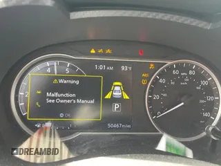 2022 Nissan Versa SV z VIN 3N1CN8EVXNL827454, wystawiony jako Copart lot #59693745 z przebiegiem 50 467 mil mil oraz Nie do naprawy • Non repairable. Historia ofert i sprzedaży dostępna na DreamBid. Obrazek 9.