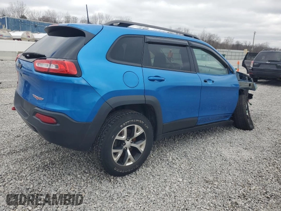 2017 Jeep Cherokee Trailhawk L Plus with VIN 1C4PJMBB7HW665424, listed as a Copart auction lot 49121155 with 68,782 mi miles and Salvage Title. Bid and sale history available at carsss.com. Image 3.