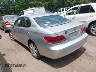 2005 Lexus ES 350 z VIN JTHBA30G555112225, wystawiony jako IAAI lot #42401927 z przebiegiem 234 189 mil mil oraz . Historia ofert i sprzedaży dostępna na DreamBid. Obrazek 3.
