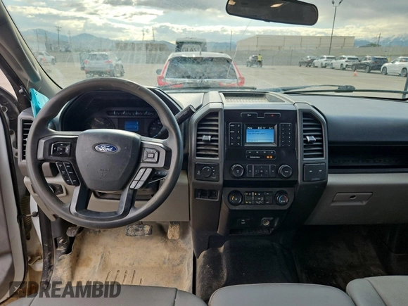 2022 Ford F-250 XL with VIN 1FT7X2B67NEE90695, listed as a IAAI auction lot 42610446 with 94,588 mi miles and . Bid and sale history available at DreamBid. Image 2.