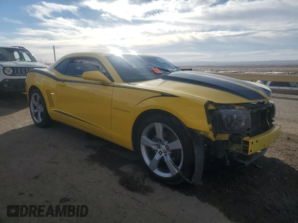 2012 Chevrolet Camaro 2LT z VIN 2G1FC1E34C9198854, wystawiony jako Copart lot #43278245 z przebiegiem Nie podano mil oraz Szkoda całkowita • Salvage title. Historia ofert i sprzedaży dostępna na DreamBid. Obrazek 4.