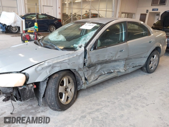 2002 Dodge Stratus z VIN 1B3EL56R42N276530, wystawiony jako IAAI lot #41726024 z przebiegiem 150 610 mil mil oraz . Historia ofert i sprzedaży dostępna na DreamBid. Obrazek 6.