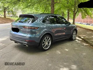 2019 Porsche Cayenne z VIN WP1AA2AY0KDA01354, wystawiony jako Copart lot #57595785 z przebiegiem 73 889 mil mil oraz Szkoda całkowita • Salvage title. Historia ofert i sprzedaży dostępna na DreamBid. Obrazek 4.