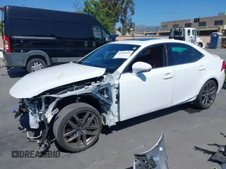 2018 Lexus IS 300 z VIN JTHBA1D21J5079172, wystawiony jako IAAI lot #42185189 z przebiegiem 35 458 mil mil oraz . Historia ofert i sprzedaży dostępna na DreamBid. Obrazek 18.
