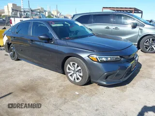 2024 Honda Civic LX z VIN 2HGFE2F22RH571967, wystawiony jako IAAI lot #42272326 z przebiegiem 30 474 mil mil oraz . Historia ofert i sprzedaży dostępna na DreamBid. Obrazek 1.