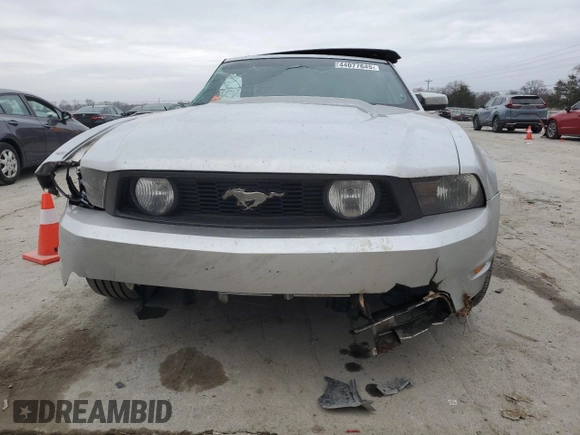 2011 Ford Mustang GT with VIN 1ZVBP8FF1B5132606, listed as a Copart auction lot 44077645 with 173,690 mi miles and Clean Title. Bid and sale history available at DreamBid. Image 5.