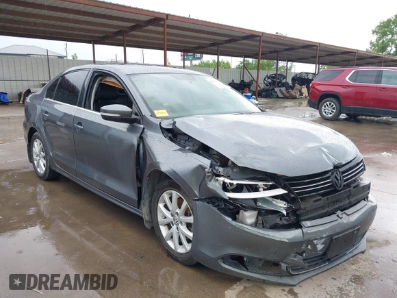 2013 Volkswagen Jetta SE with VIN 3VWDX7AJ1DM443139, listed as a IAAI auction lot 42471738 with 77,578 mi miles and . Bid and sale history available at DreamBid. Image 1.