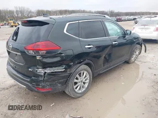 2019 Nissan Rogue SV с VIN 5N1AT2MT8KC701247, выставлен на аукционе IAAI как лот 41909135 с пробегом 96 819 миль миль и . История ставок и продаж доступна на DreamBid. Изображение 4.