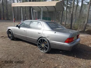 1995 Lexus LS 400 z VIN JT8UF22E9S0018339, wystawiony jako IAAI lot #41848747 z przebiegiem Nie podano mil oraz . Historia ofert i sprzedaży dostępna na DreamBid. Obrazek 3.