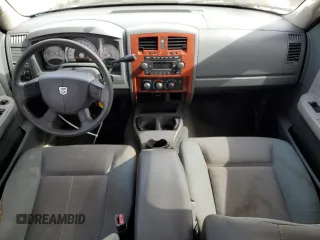 2005 Dodge Dakota SLT with VIN 1D7HE48N35S263600, listed as a Copart auction lot 46705555 with 128,519 mi miles and Salvage Title. Bid and sale history available at DreamBid. Image 8.