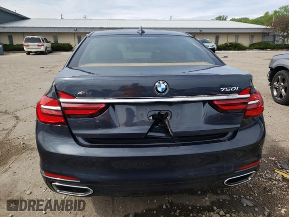2019 BMW 7 Series 750i xDrive с VIN WBA7F2C53KB239689, выставлен на аукционе Copart как лот 55493754 с пробегом Не указан миль и . История ставок и продаж доступна на DreamBid. Изображение 6.
