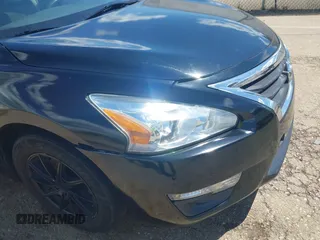 2013 Nissan Altima SV with VIN 1N4AL3AP0DC243052, listed as a IAAI auction lot 42014163 with 196,367 mi miles and . Bid and sale history available at carsss.com. Image 17.