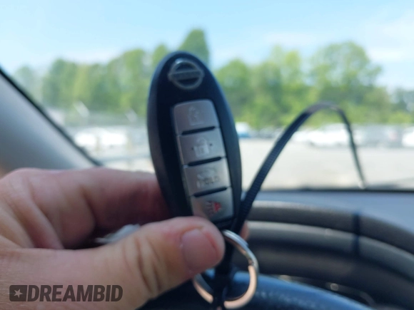2014 Nissan Sentra SV z VIN 3N1AB7APXEY303838, wystawiony jako IAAI lot #42424279 z przebiegiem 144 302 mil mil oraz . Historia ofert i sprzedaży dostępna na DreamBid. Obrazek 11.