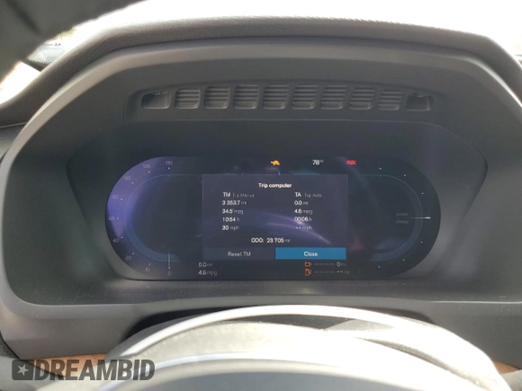 2023 Volvo XC90 Plus with VIN YV4H600N4P1924424, listed as a Copart auction lot 72622074 with 23,705 mi miles and Salvage title. Bid and sale history available at DreamBid. Image 9.