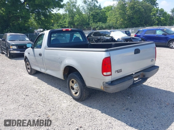 2004 Ford F-150 XL z VIN 2FTRF17264CA20660, wystawiony jako IAAI lot #42698678 z przebiegiem Nie podano mil oraz . Historia ofert i sprzedaży dostępna na DreamBid. Obrazek 3.