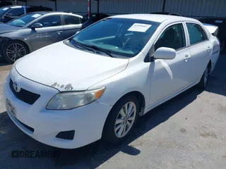 2010 Toyota Corolla z VIN 1NXBU4EE9AZ236130, wystawiony jako IAAI lot #41939861 z przebiegiem 153 922 mil mil oraz . Historia ofert i sprzedaży dostępna na DreamBid. Obrazek 2.