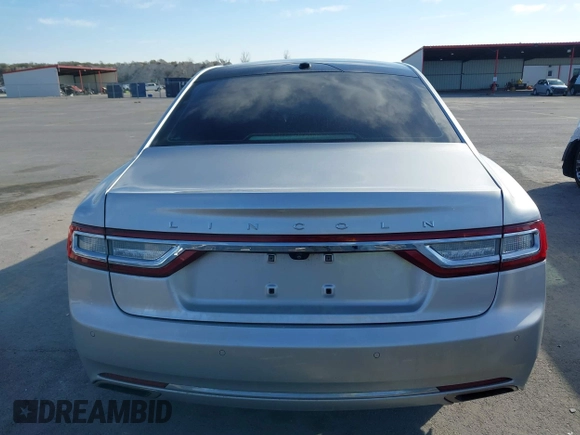 2017 Lincoln Continental Reserve with VIN 1LN6L9NP2H5610567, listed as a IAAI auction lot 41633612 with 45,701 mi miles and . Bid and sale history available at DreamBid. Image 17.