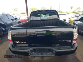 2015 Toyota Tacoma PreRunner with VIN 3TMKU4HNXFM046963, listed as a IAAI auction lot 41855850 with 39,213 mi miles and . Bid and sale history available at DreamBid. Image 16.