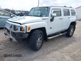 2008 Hummer H3 SUV with VIN 5GTEN13E588152981, listed as a IAAI auction lot 41849252 with 173,428 mi miles and . Bid and sale history available at DreamBid. Image 2.