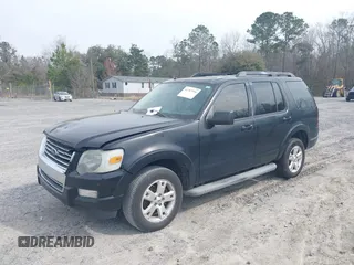 2010 Ford Explorer XLT with VIN 1FMEU6DE9AUA59055, listed as a IAAI auction lot 41787956 with 300,389 mi miles. Bid and sale history available at carsss.com. Image 2.