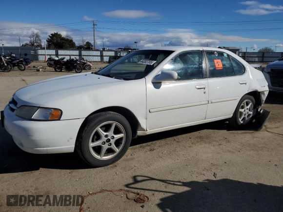 1998 Nissan Altima XE with VIN 1N4DL01DXWC184323, listed as a Copart auction lot 44202755 with 179,478 mi miles and Salvage Title. Bid and sale history available at carsss.com. Image 1.