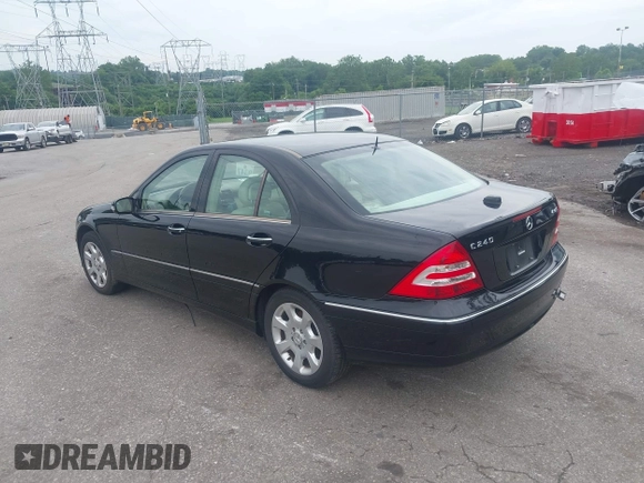 2005 Mercedes-Benz C 240 с VIN WDBRF81J45F616976, выставлен на аукционе IAAI как лот 42686385 с пробегом 49 390 миль миль и . История ставок и продаж доступна на DreamBid. Изображение 3.