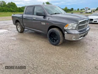 2015 Ram 1500 Outdoorsman z VIN 1C6RR7LM6FS609442, wystawiony jako Copart lot #56067655 z przebiegiem 151 495 mil mil oraz Czysty tytuł • Clean title. Historia ofert i sprzedaży dostępna na DreamBid. Obrazek 1.