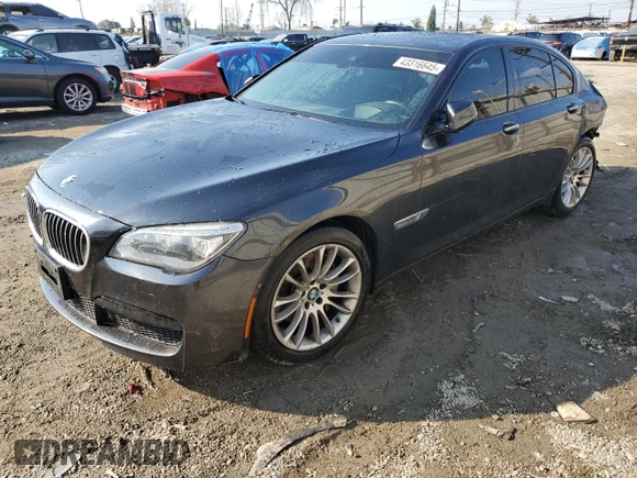 2015 BMW 7 Series 740i с VIN WBAYA6C59FD827049, выставлен на аукционе Copart как лот 43316645 с пробегом 97 677 миль миль и Списание • Salvage title. История ставок и продаж доступна на DreamBid. Изображение 1.