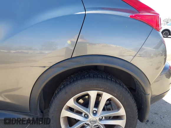 2011 Nissan Juke SL with VIN JN8AF5MR2BT015663, listed as a IAAI auction lot 41878579 with 120,611 mi miles. Bid and sale history available at carsss.com. Image 6.