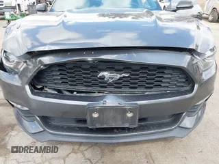 2017 Ford Mustang V6 z VIN 1FA6P8AM8H5336232, wystawiony jako IAAI lot #42089034 z przebiegiem 72 257 mil mil oraz . Historia ofert i sprzedaży dostępna na DreamBid. Obrazek 18.