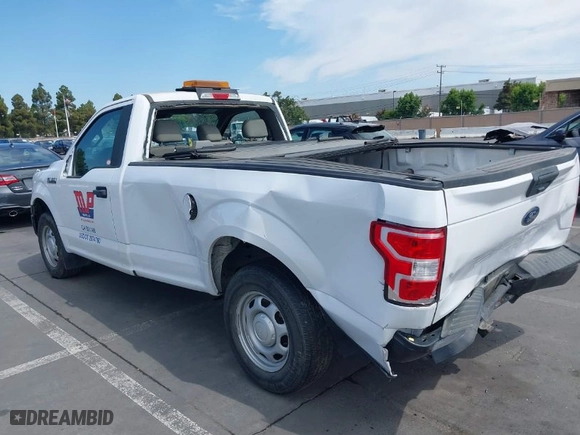 2019 Ford F-150 XL with VIN 1FTMF1CB4KKC70407, listed as a IAAI auction lot 40025564 with 65,390 mi miles. Bid and sale history available at carsss.com. Image 3.