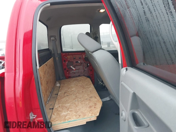 2007 Dodge 1500 SLT with VIN 1D7HA18P47J565563, listed as a IAAI auction lot 41061464 with 166,172 mi miles and . Bid and sale history available at DreamBid. Image 8.