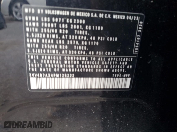 2023 Volkswagen Tiguan SEL R-Line z VIN 3VV4B7AX4PM125222, wystawiony jako Copart lot #79661984 z przebiegiem 9 024 mil mil oraz Szkoda całkowita • Salvage title. Historia ofert i sprzedaży dostępna na DreamBid. Obrazek 14.