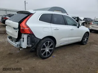 2021 Volvo XC60 Inscription with VIN YV4102RL8M1774023, listed as a Copart auction lot 43758055 with 14,085 mi miles and Salvage Title. Bid and sale history available at carsss.com. Image 3.