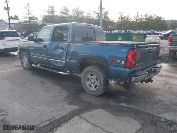 2006 Chevrolet Silverado 1500 LT2 with VIN 2GCEK13TX61129923, listed as a IAAI auction lot 41472900 with 171,490 mi miles. Bid and sale history available at carsss.com. Image 3.