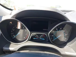 2014 Ford Escape SE with VIN 1FMCU9GX8EUA88526, listed as a IAAI auction lot 42578612 with 22,623 mi miles and . Bid and sale history available at DreamBid. Image 7.