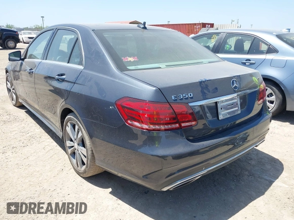 2014 Mercedes-Benz E 350 Sport z VIN WDDHF5KB0EA859397, wystawiony jako IAAI lot #41996300 z przebiegiem 110 196 mil mil oraz . Historia ofert i sprzedaży dostępna na DreamBid. Obrazek 3.
