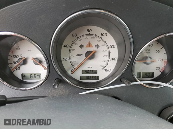 2003 Mercedes-Benz SLK 320 z VIN WDBKK65F93F271366, wystawiony jako Copart lot #81280154 z przebiegiem 186 333 mil mil oraz Szkoda całkowita • Salvage title. Historia ofert i sprzedaży dostępna na DreamBid. Obrazek 9.