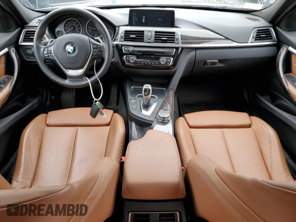 2017 BMW 3 Series 330i xDrive z VIN WBA8D9G50HNU59764, wystawiony jako Copart lot #54645245 z przebiegiem 88 442 mil mil oraz Szkoda całkowita • Salvage title. Historia ofert i sprzedaży dostępna na DreamBid. Obrazek 8.