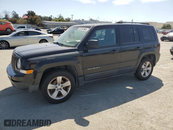 2017 Jeep Patriot Latitude with VIN 1C4NJPFB1HD184633, listed as a Copart auction lot 52252965 with 159,773 mi miles and Salvage Title. Bid and sale history available at DreamBid. Image 1.