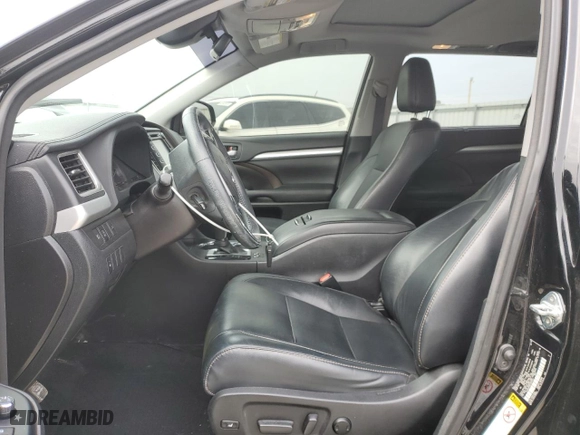 2018 Toyota Highlander SE with VIN 5TDJZRFH8JS877023, listed as a Copart auction lot 47603245 with 59,636 mi miles and Salvage Title. Bid and sale history available at carsss.com. Image 7.