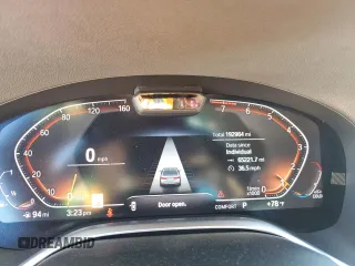 2020 BMW 7 Series 740i xDrive z VIN WBA7T4C08LCD01045, wystawiony jako Copart lot #55664245 z przebiegiem 192 964 mil mil oraz Szkoda całkowita • Salvage title. Historia ofert i sprzedaży dostępna na DreamBid. Obrazek 9.