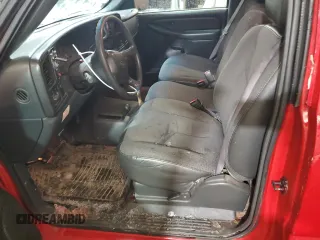 2000 Chevrolet Silverado 2500 z VIN 1GCGK24UXYE270241, wystawiony jako Copart lot #44511845 z przebiegiem 120 905 mil mil oraz Czysty tytuł • Clean title. Historia ofert i sprzedaży dostępna na DreamBid. Obrazek 7.