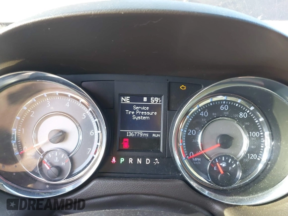 2011 Chrysler Town & Country Limited with VIN 2A4RR6DG4BR716460, listed as a IAAI auction lot 41073221 with 136,779 mi miles. Bid and sale history available at carsss.com. Image 7.